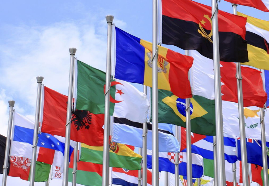 Flaggenproportionen und -größen